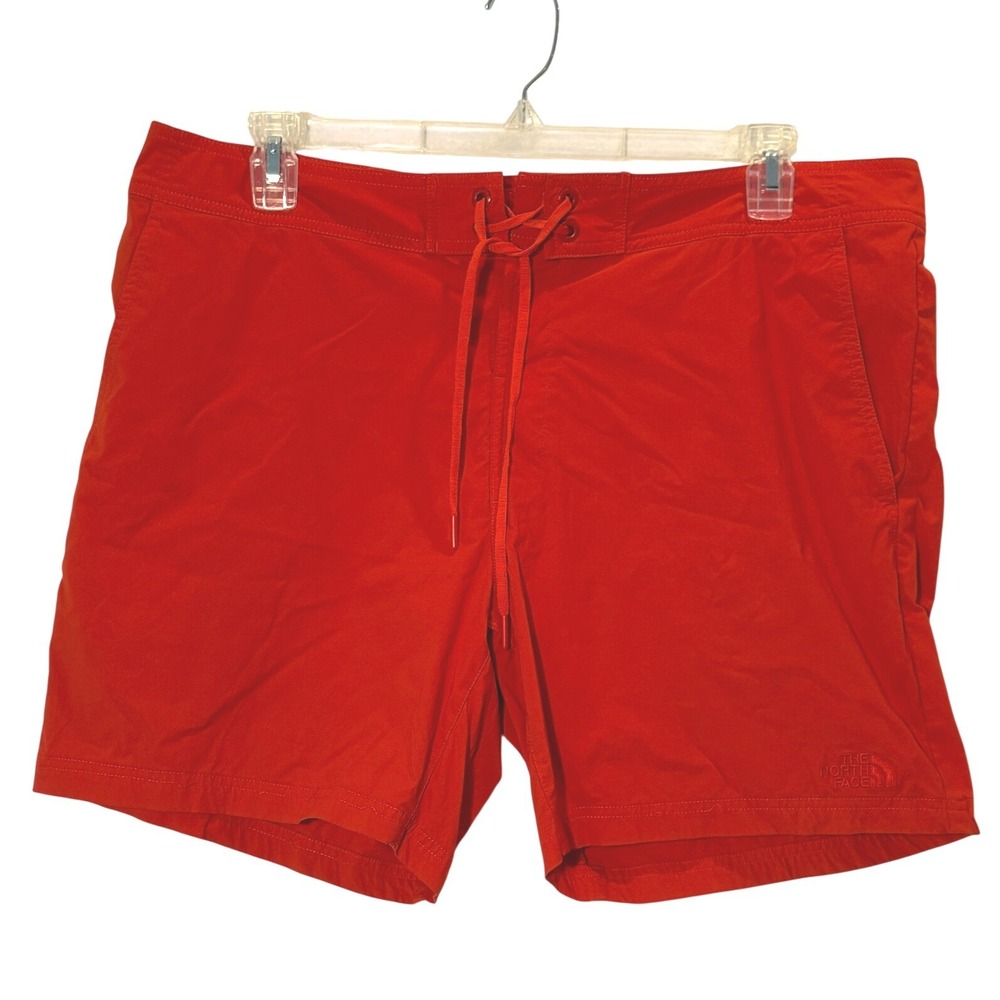 The North Face Mens Red Microfiber Board Shorts Swim‎ Trunks Size 38 Flat Front